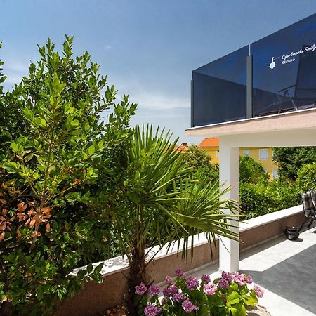 Smiljana Apartments Климно Экстерьер фото